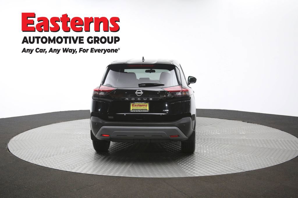 Used 2023 Nissan Rogue S AWD/4WD image 37