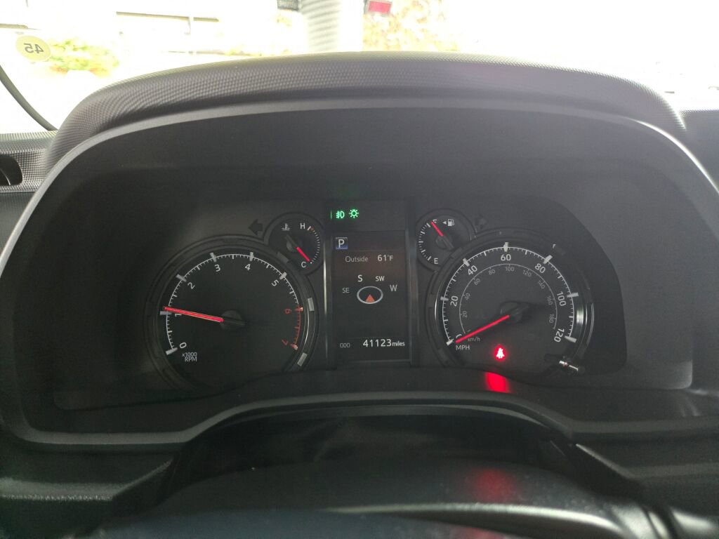 Used 2024 Toyota 4Runner SR5 Premium w/ Moonroof Package image 14