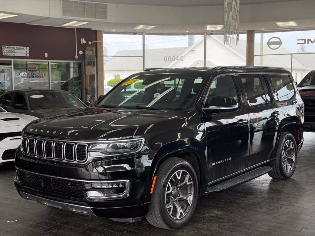 Used 2024 Jeep Wagoneer Series III AWD/4WD image 17