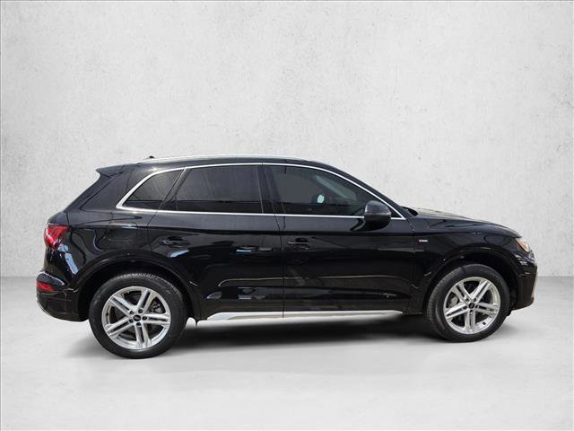 Certified 2023 Audi Q5 e Premium w/ Convenience Package image 4