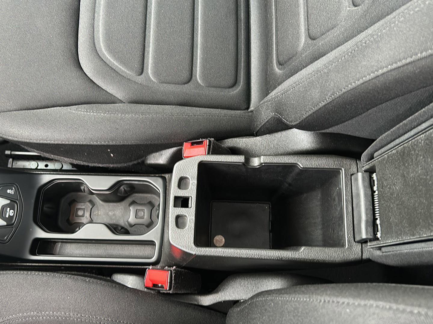 Used 2020 Jeep Renegade Latitude w/ UConnect 8.4 Nav Group image 24