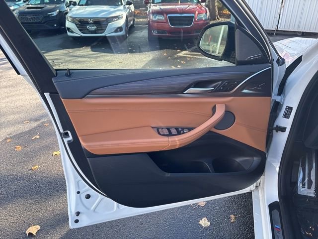 Used 2021 BMW X3 M40i image 10