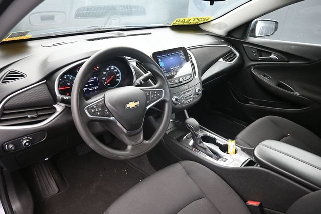 Used 2024 Chevrolet Malibu LT FWD image 18