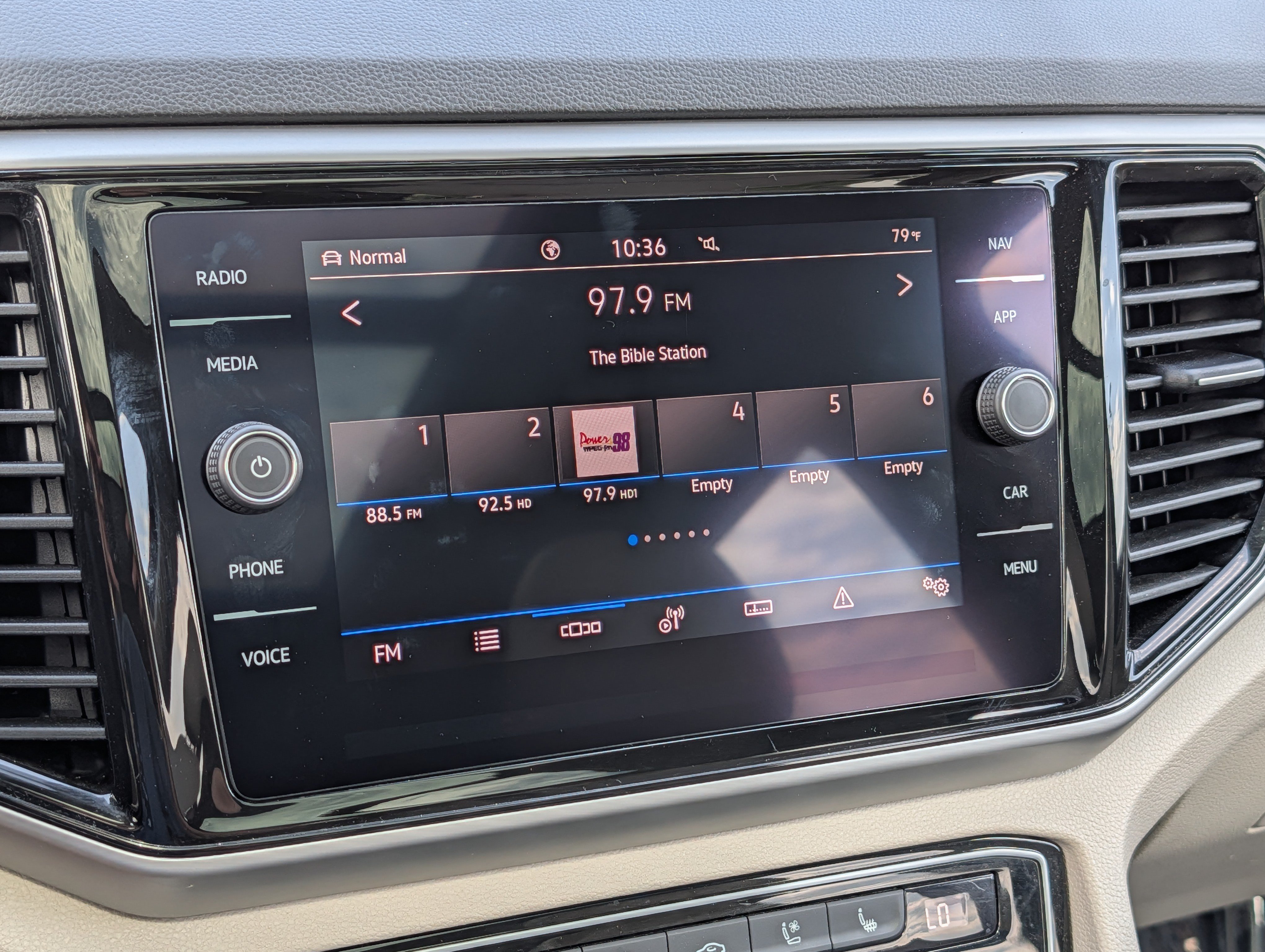 Used 2021 Volkswagen Atlas SEL Premium AWD/4WD image 26