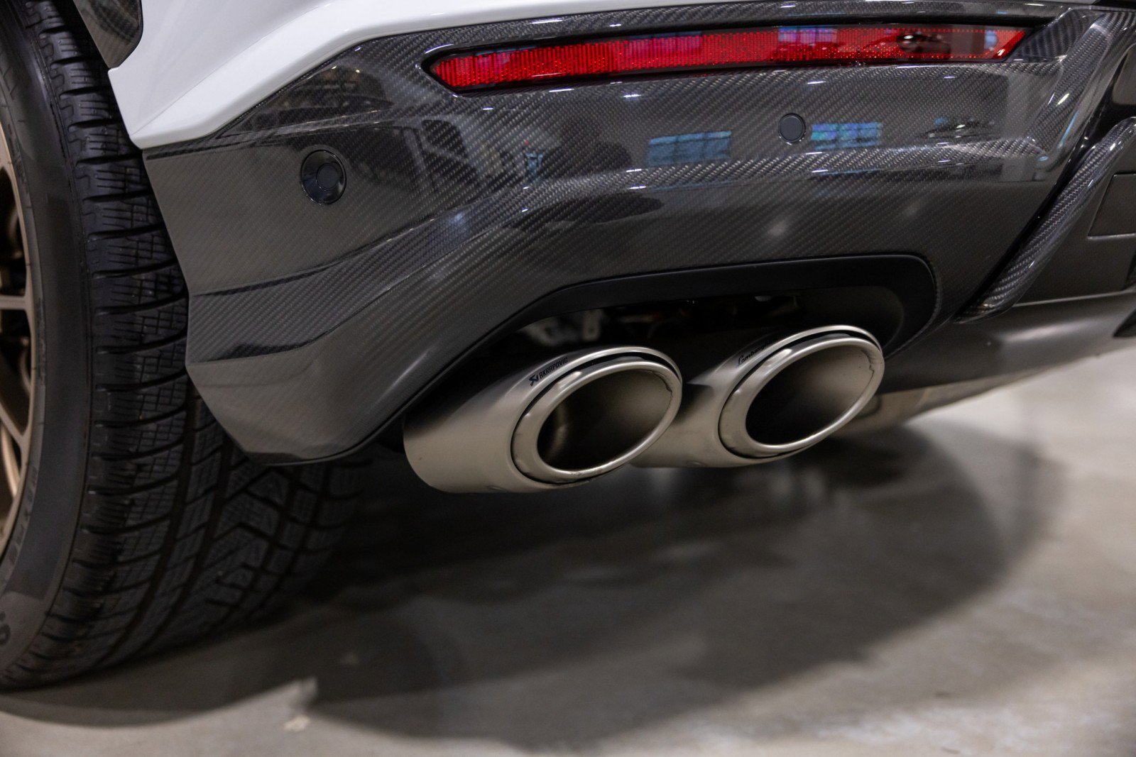 Used 2023 Lamborghini Urus Performante image 18