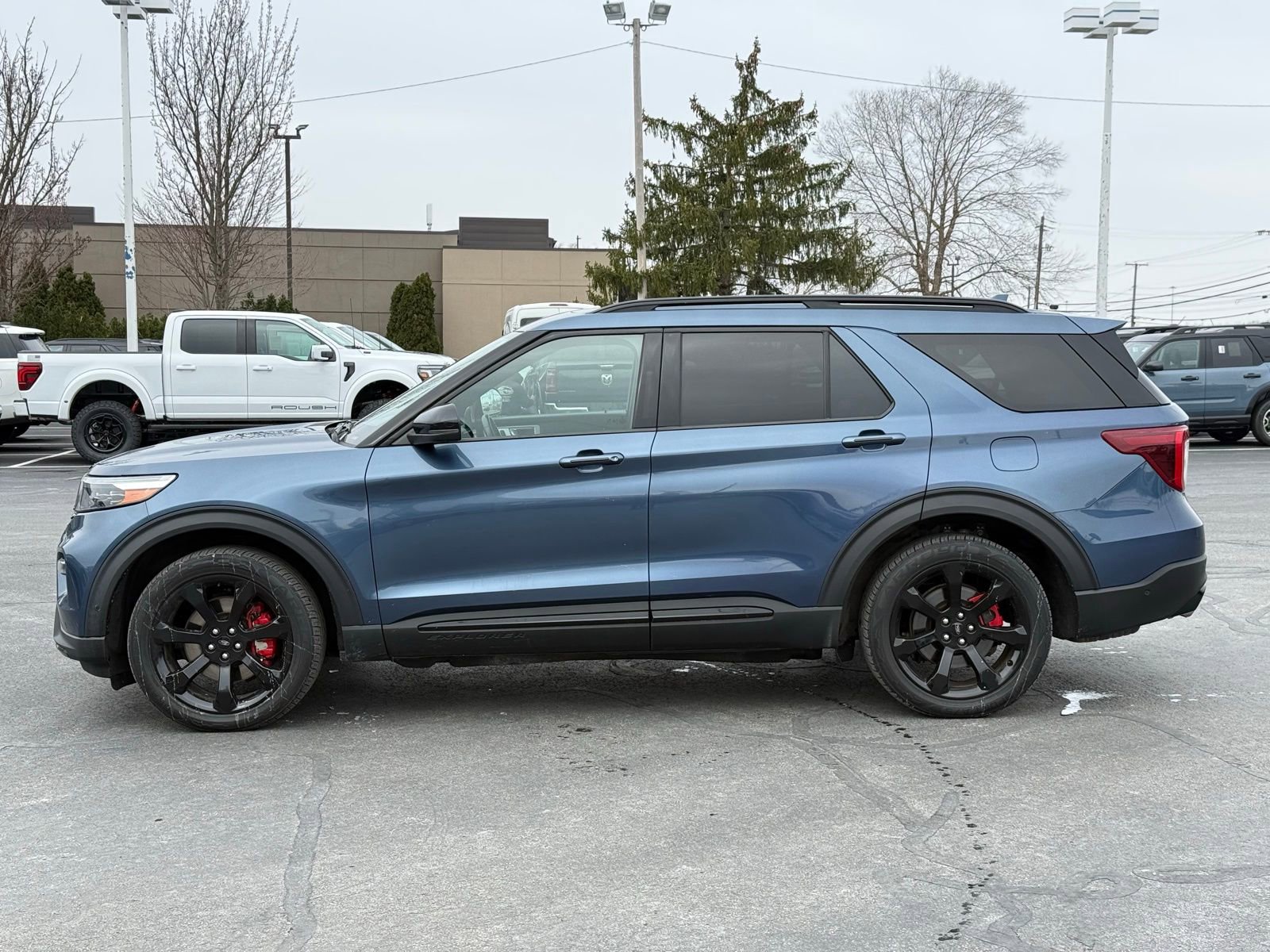 Used 2020 Ford Explorer ST w/ ST Street Pack AWD/4WD image 6
