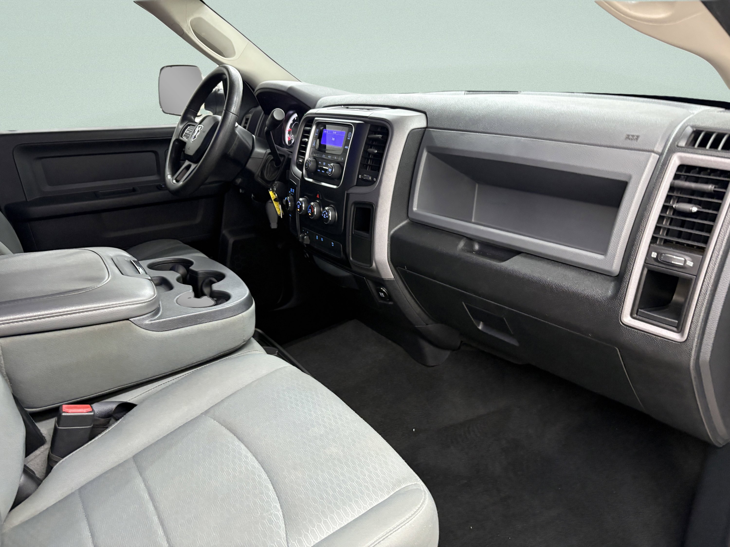 Used 2014 RAM 2500 Tradesman w/ Chrome Appearance Group image 19