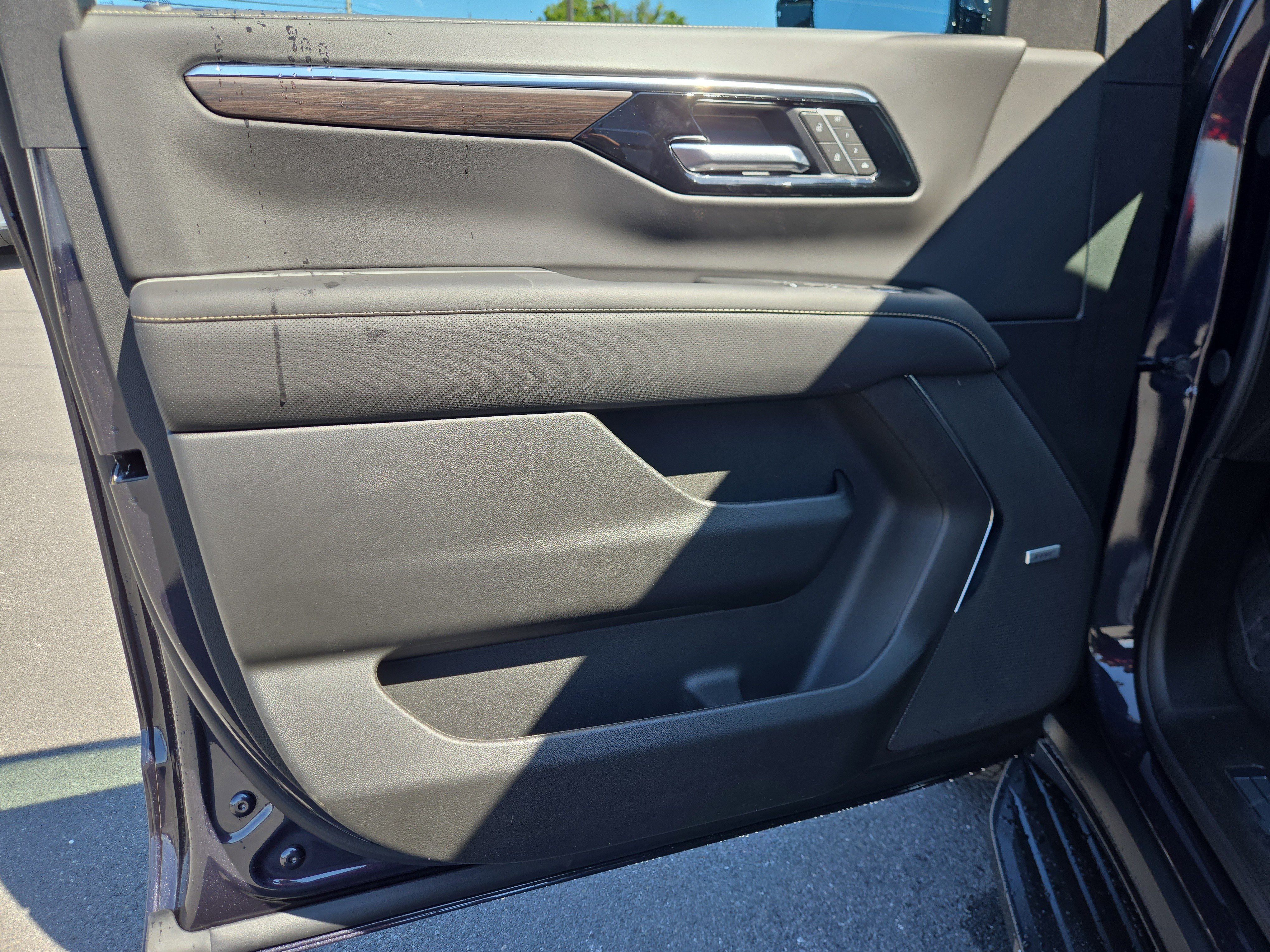 New 2026 Chevrolet Suburban Premier w/ Sun And Tow Package image 16