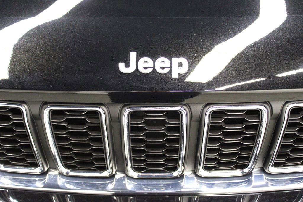 New 2025 Jeep Grand Cherokee Laredo X w/ Luxury Tech Group I image 36