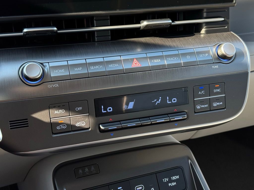 Used 2026 Hyundai Kona SEL Premium image 25