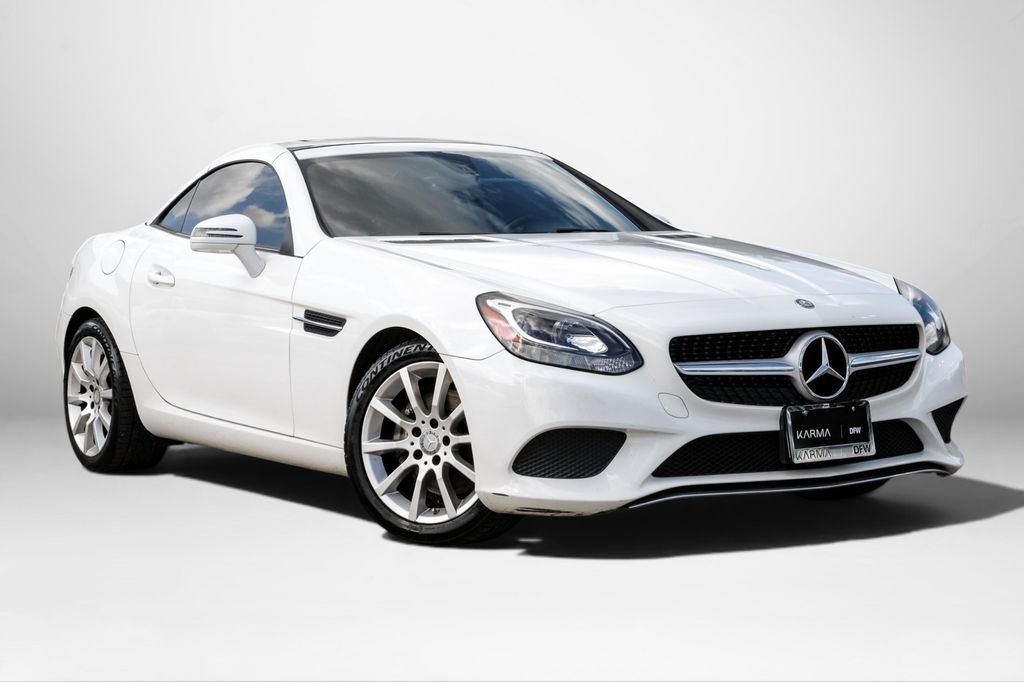Used 2017 Mercedes-Benz SLC 300 image 4