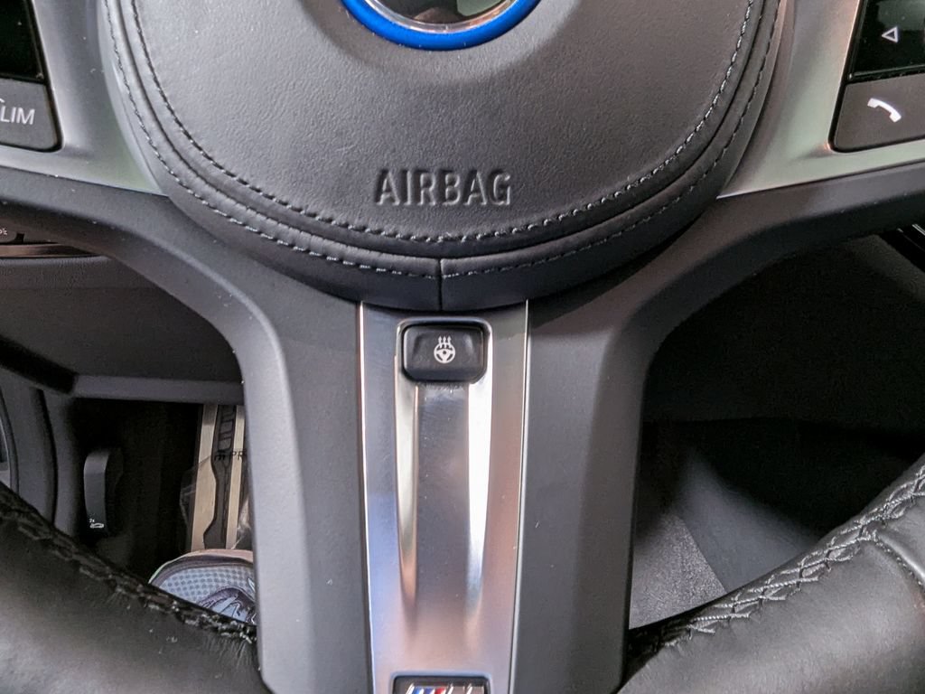 Used 2023 BMW i4 eDrive40 w/ M Sport Package RWD image 28