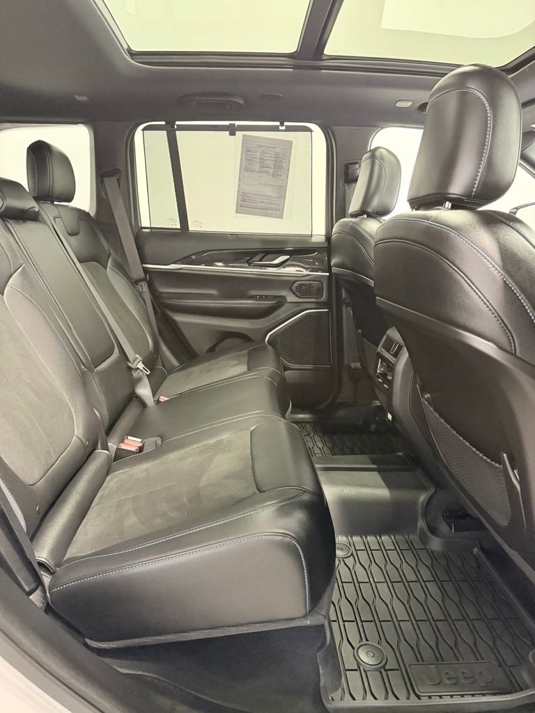 Used 2023 Jeep Grand Cherokee Trailhawk w/ Advanced Protech Group II image 23