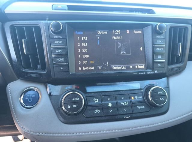 Used 2017 Toyota RAV4 XLE w/ Convenience Package image 9