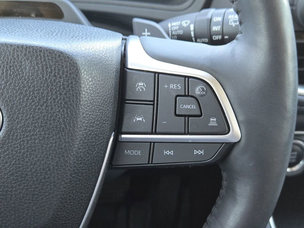 Used 2024 Toyota Grand Highlander Platinum image 31