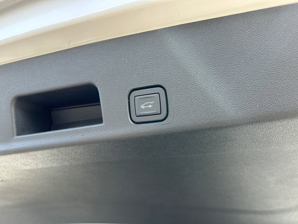 New 2026 GMC Acadia Elevation AWD/4WD image 38