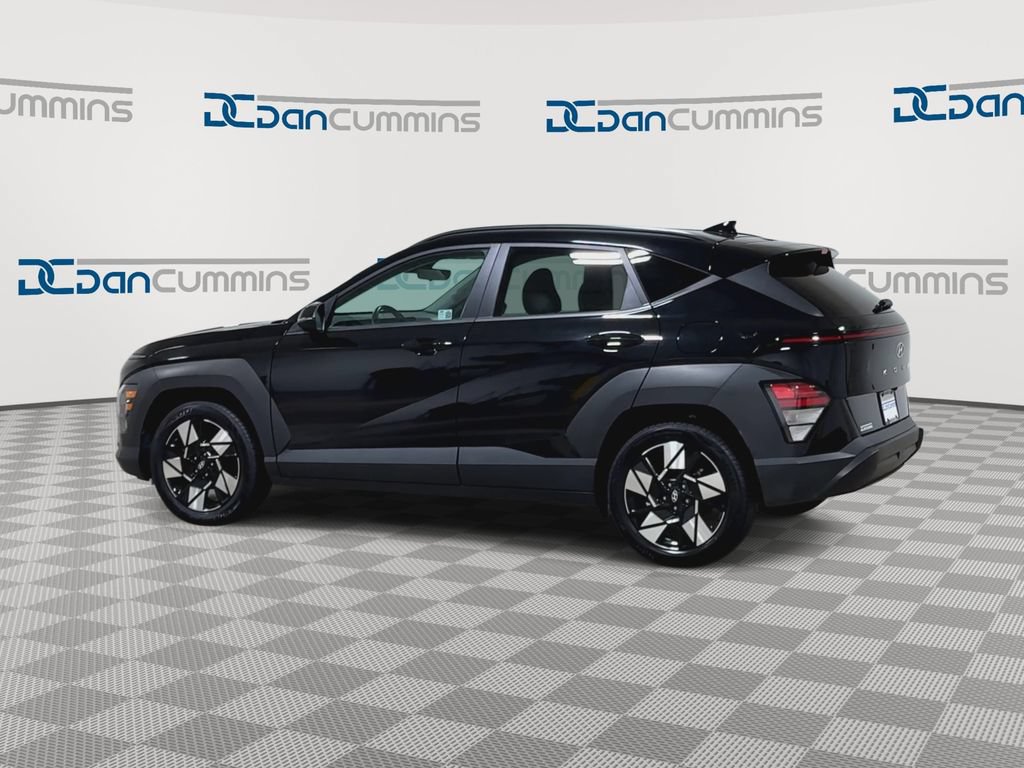 Used 2024 Hyundai Kona SEL FWD image 7