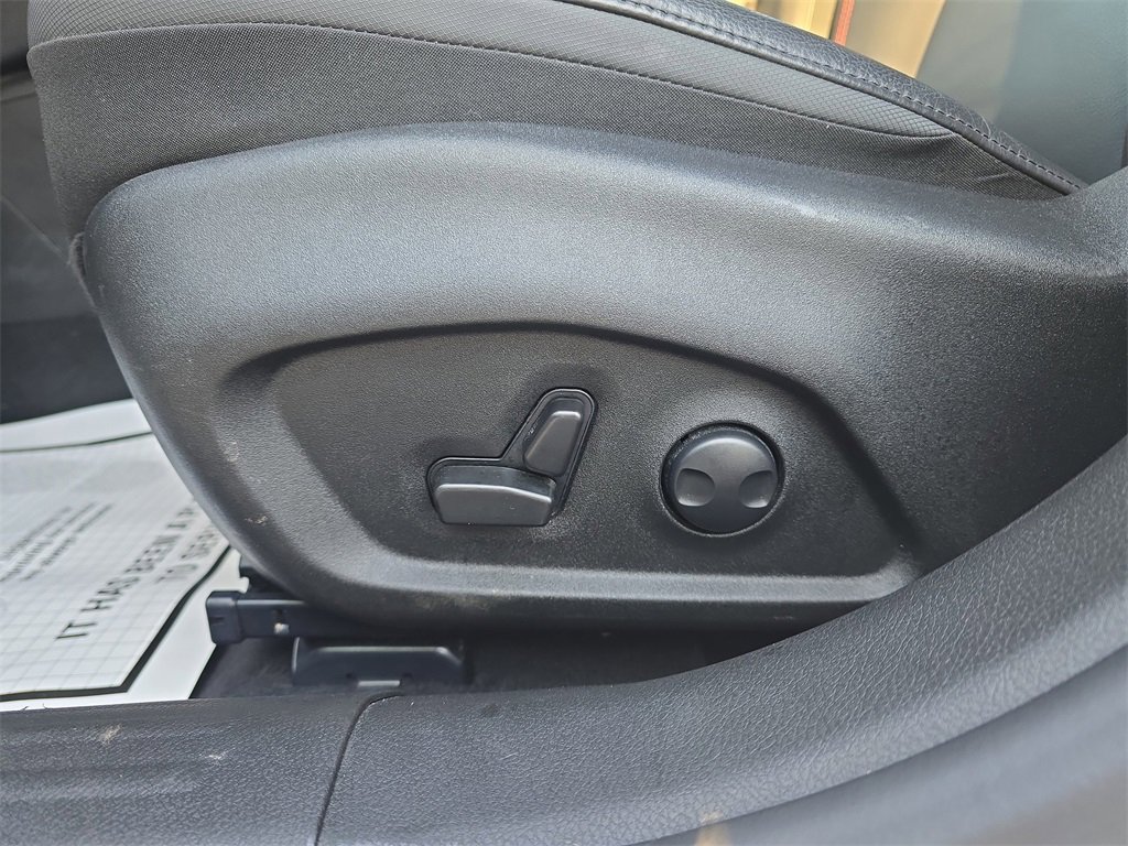 Used 2023 Jeep Renegade Trailhawk w/ Trailhawk Elite Group image 13