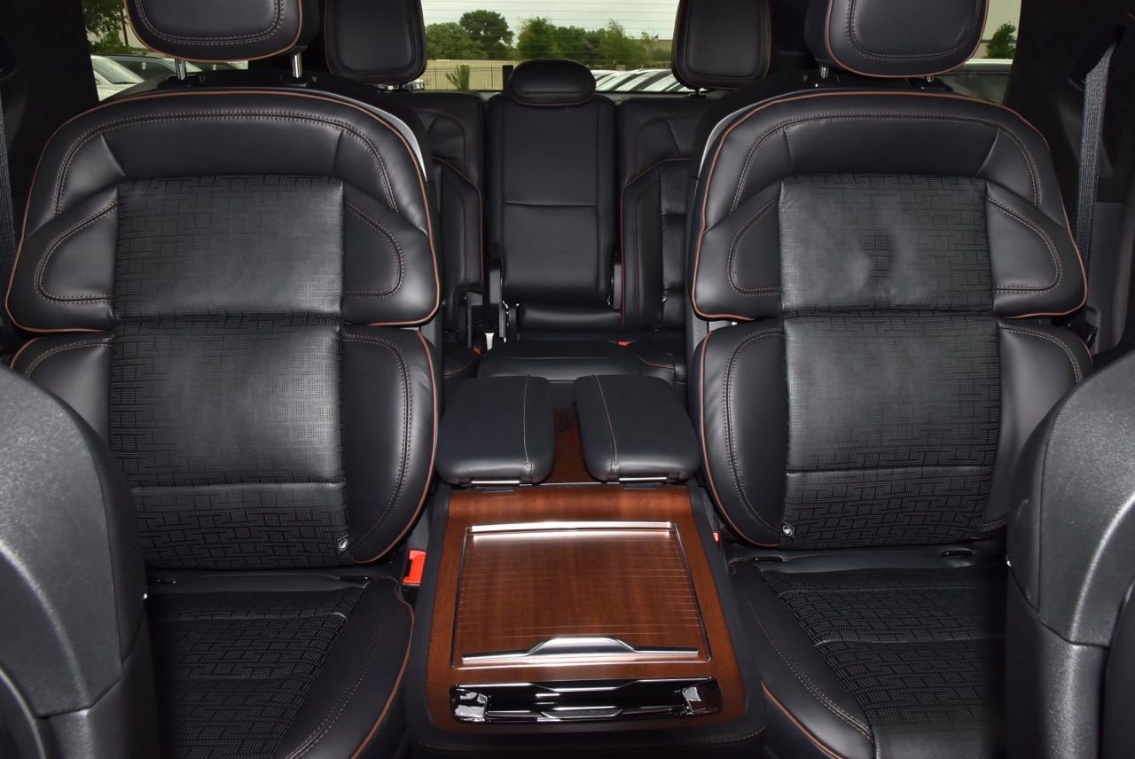 New 2026 Lincoln Navigator L Black Label AWD/4WD image 22