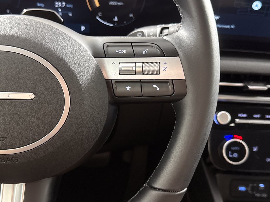 Certified 2025 Hyundai Tucson SEL FWD image 18
