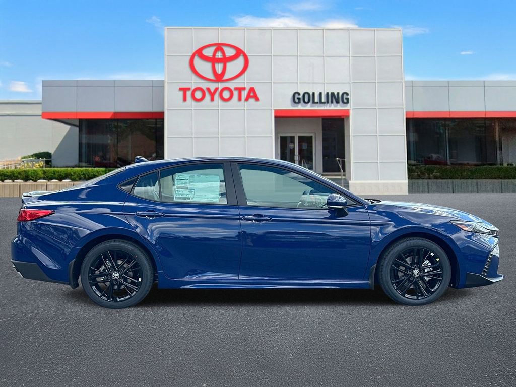 New 2026 Toyota Camry SE FWD image 2