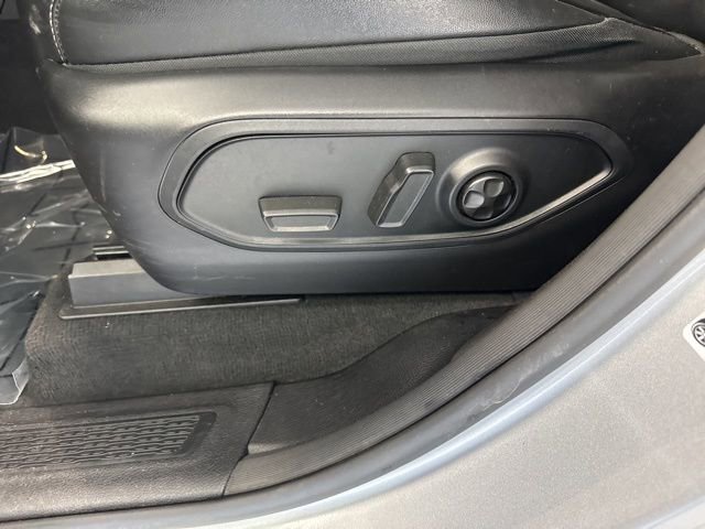 Used 2024 Jeep Grand Cherokee Limited 4xe image 17