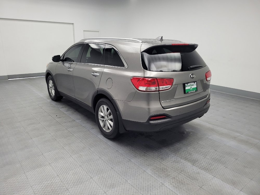 Used 2018 Kia Sorento LX image 5