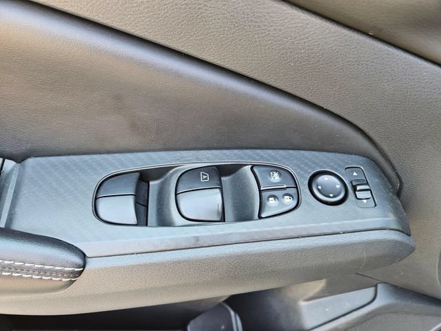 Used 2024 Nissan Altima 2.5 SV FWD image 26