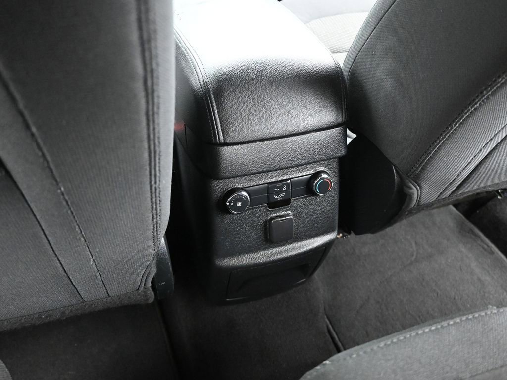 Certified 2018 Ford Explorer XLT image 21