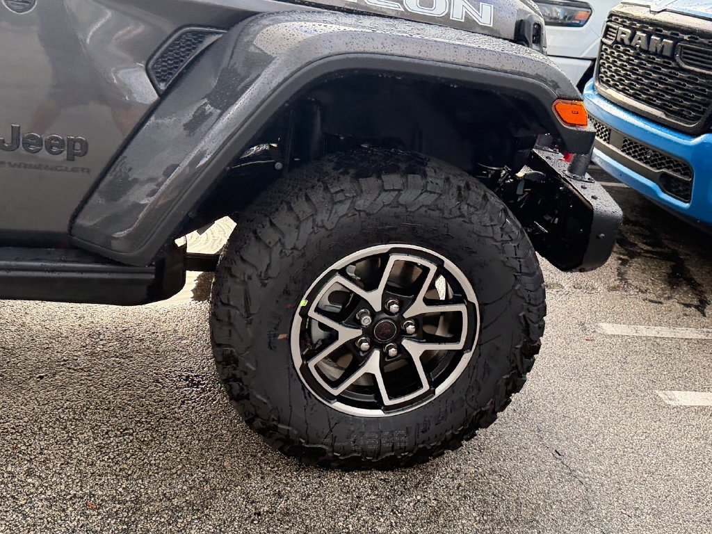 New 2027 Jeep Wrangler Unlimited Sahara AWD/4WD image 9