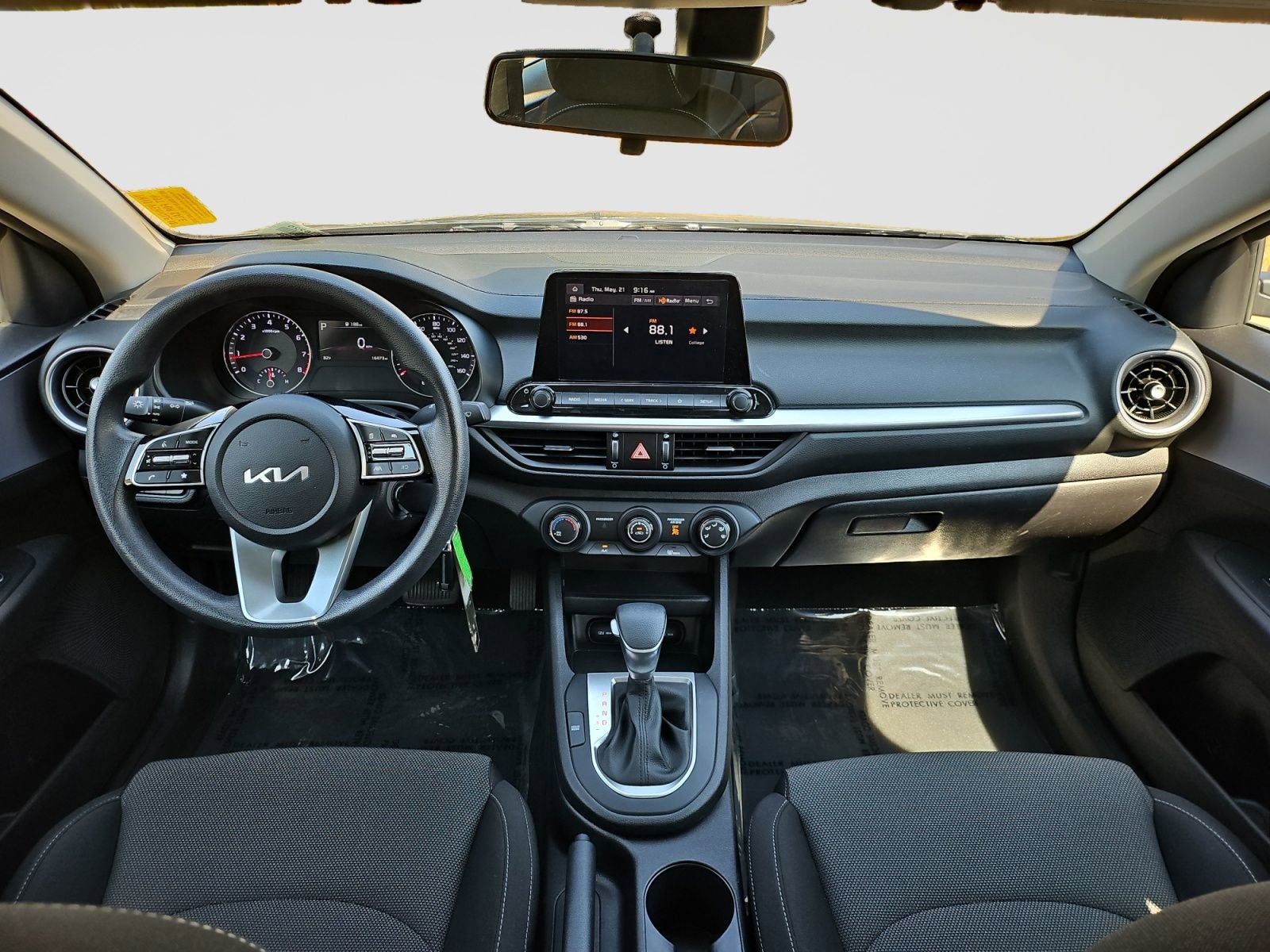 Used 2022 Kia Forte LXS w/ LXS Technology Package FWD image 10