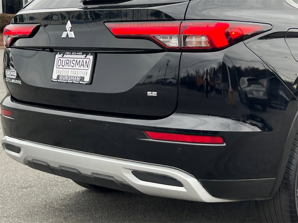 Used 2024 Mitsubishi Outlander SE image 6