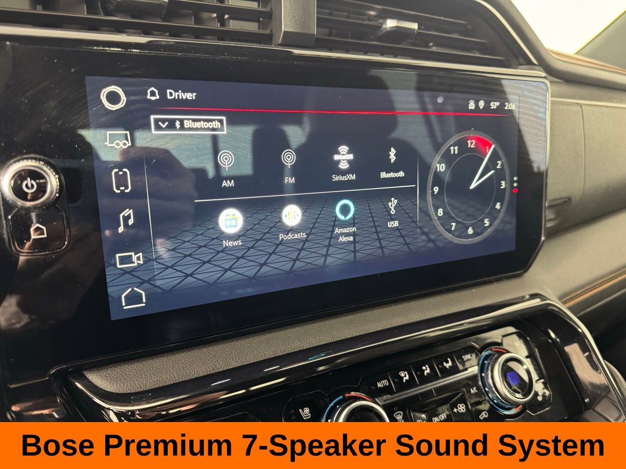 Used 2024 GMC Sierra 2500 AT4 w/ Technology Package image 16