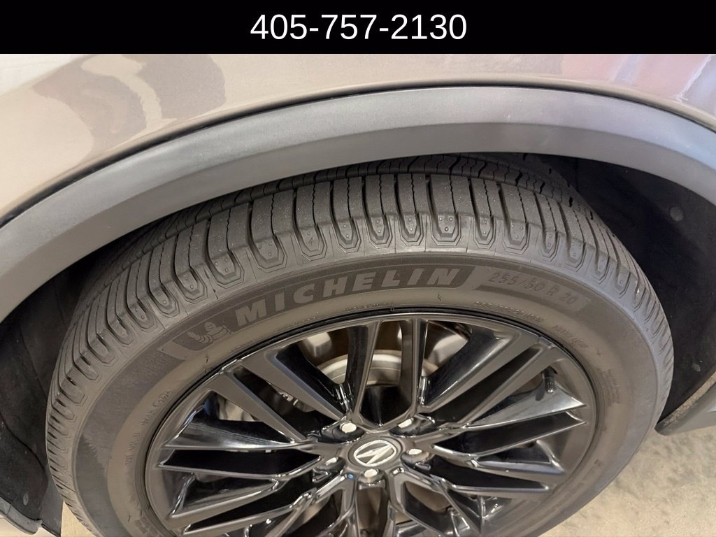 Used 2022 Acura MDX w/ Advance Package AWD/4WD image 2