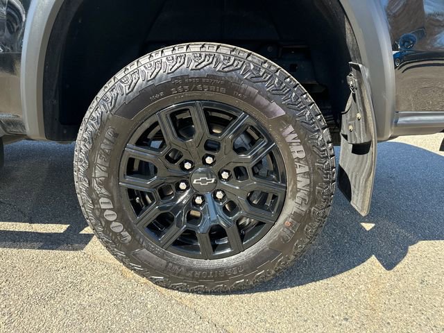 Used 2024 Chevrolet Colorado Trail Boss w/ Technology Package image 13