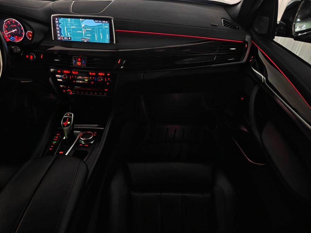Used 2019 BMW X6 xDrive35i w/ M Sport Package AWD/4WD image 29