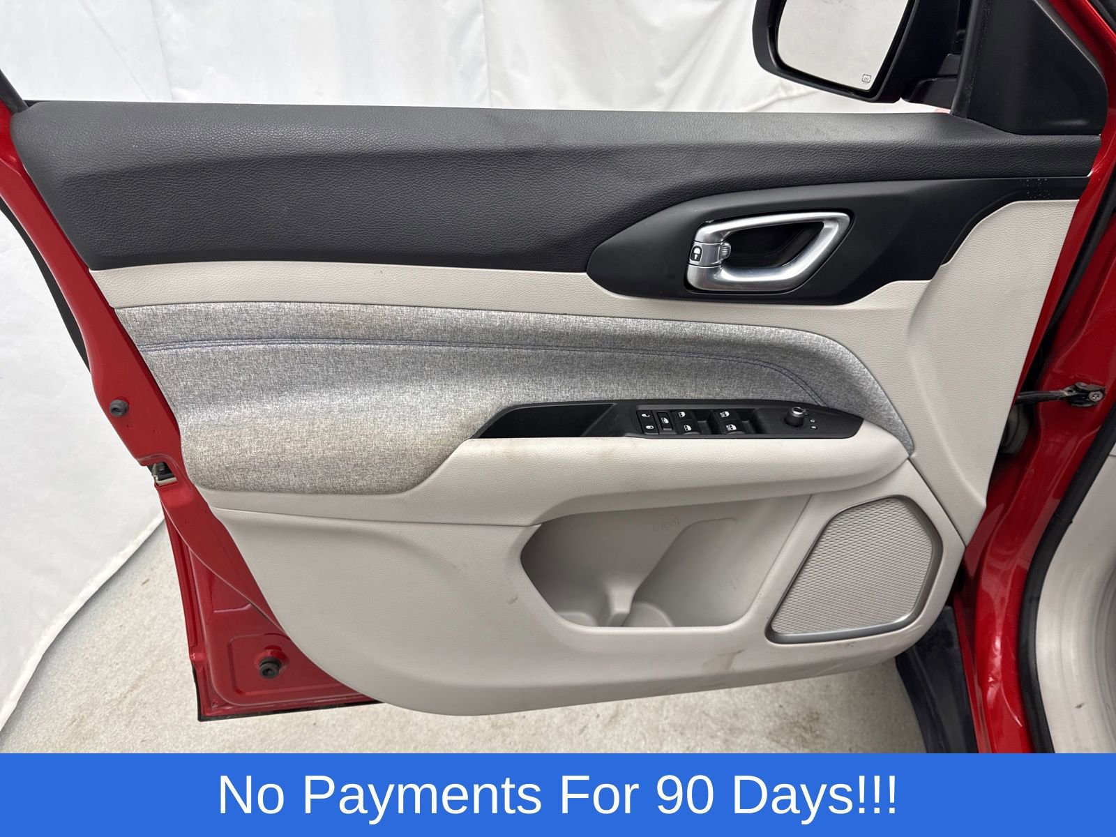 Used 2023 Jeep Compass Latitude AWD/4WD image 13