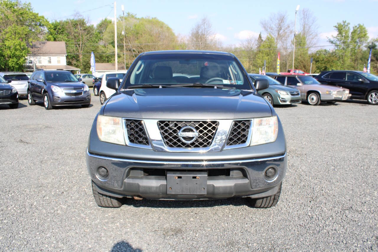 Used 2005 Nissan Frontier SE w/ (P01) Power Pkg AWD/4WD image 3