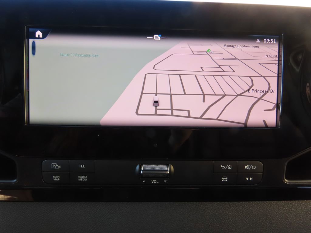 Used 2025 Mercedes-Benz Sprinter 2500 image 16