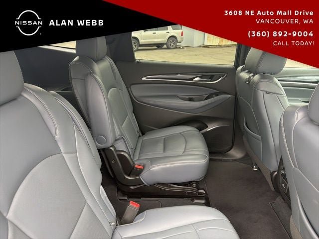 Used 2022 Buick Enclave Premium AWD/4WD image 22