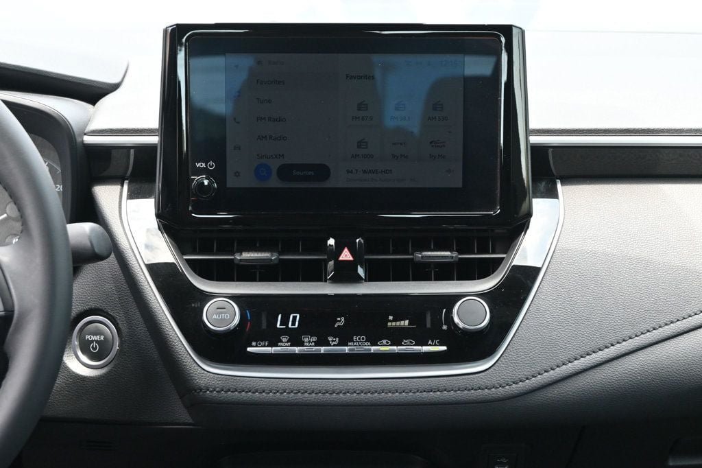 Used 2024 Toyota Corolla SE FWD image 11