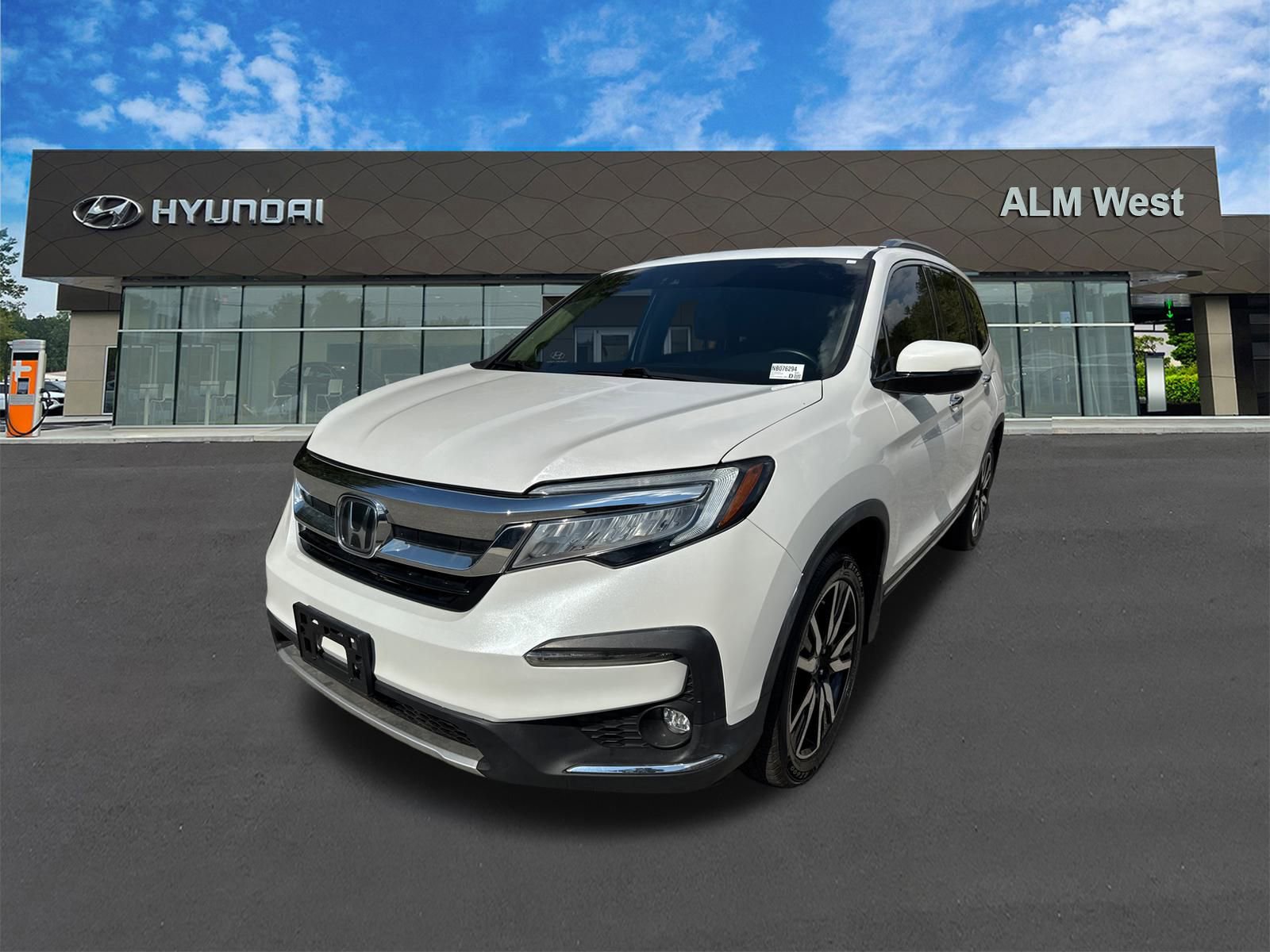 Used 2022 Honda Pilot Elite image 1