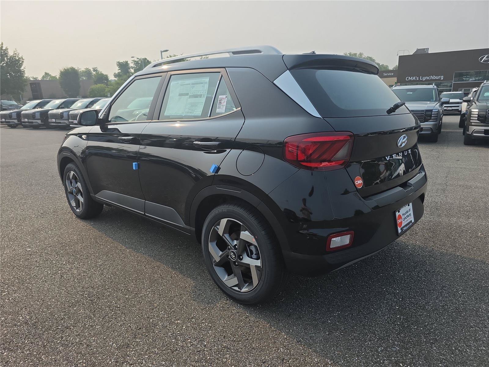 New 2026 Hyundai Venue SEL FWD image 8