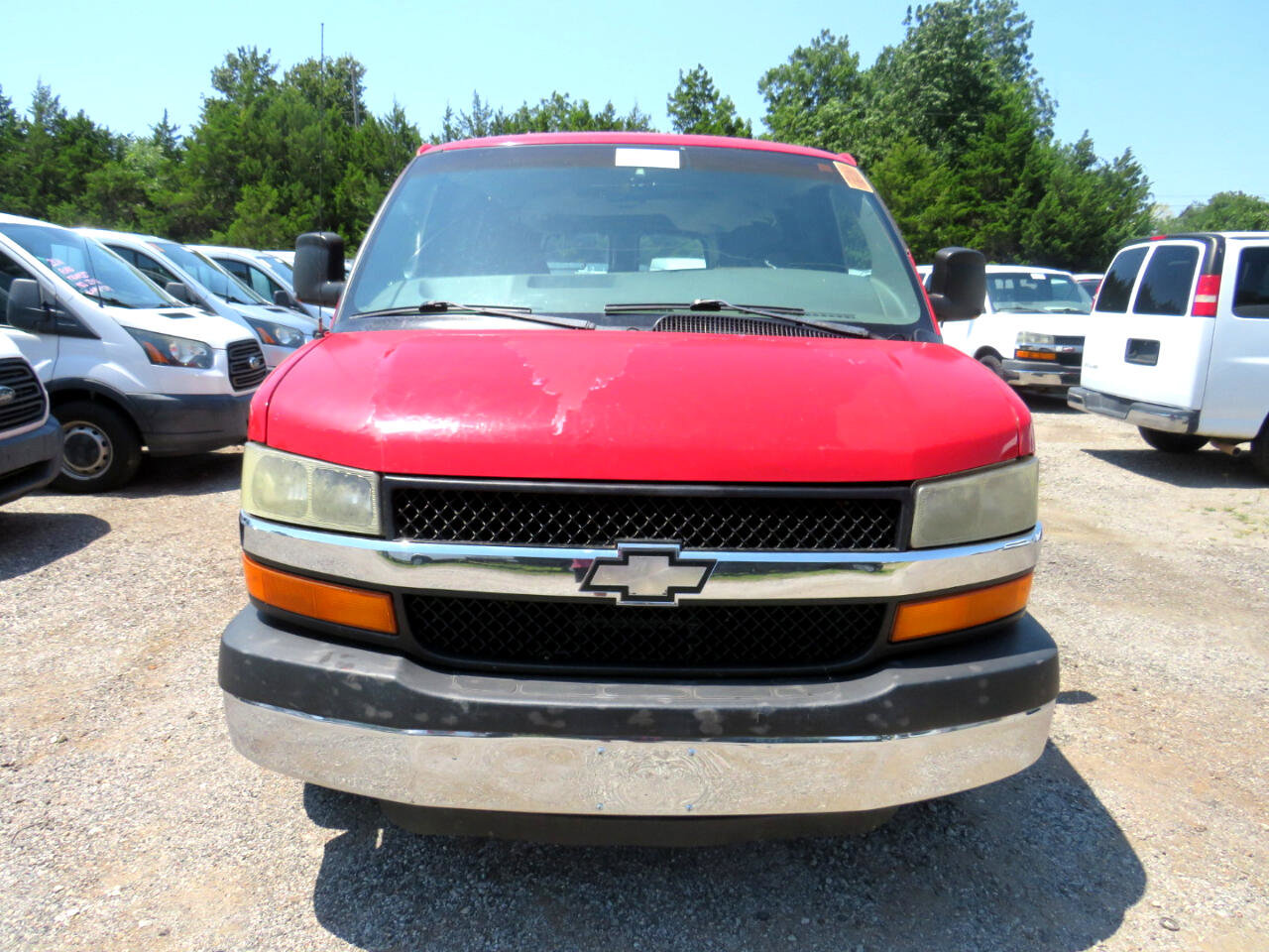 Used 2003 Chevrolet Express 2500 Passenger w/ LS Preferred Equipment Group image 2
