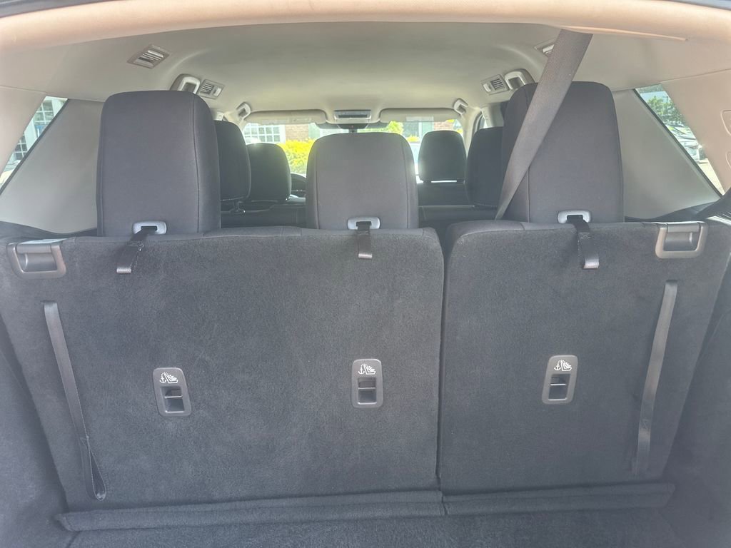 Used 2025 Nissan Pathfinder SV AWD/4WD image 47
