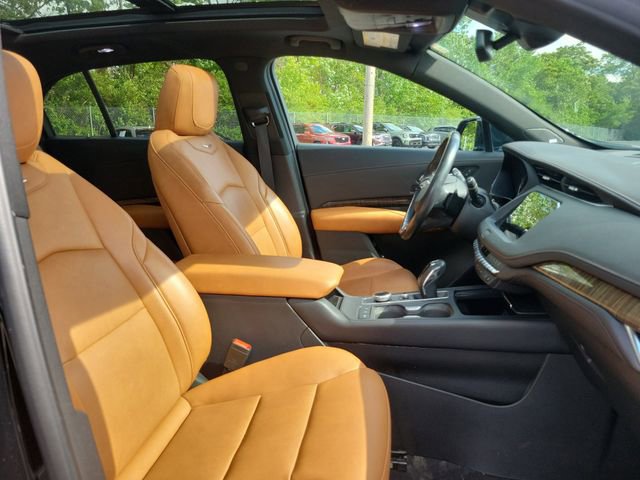 Used 2019 Cadillac XT4 Premium Luxury FWD image 29