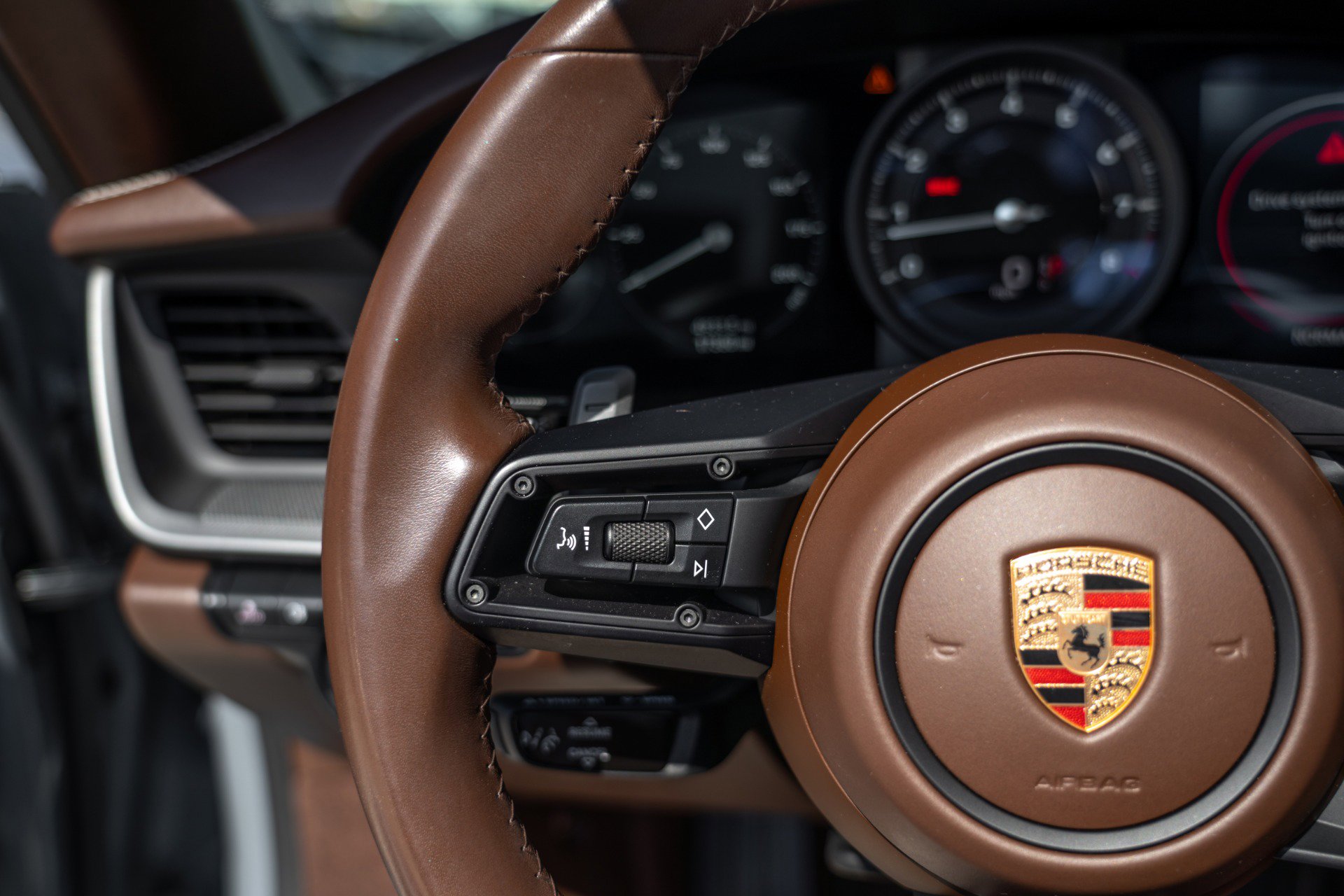 Used 2024 Porsche 911 Carrera image 52