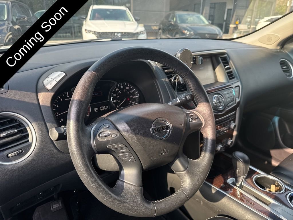 Used 2014 Nissan Pathfinder SL w/ SL Tech Package image 12
