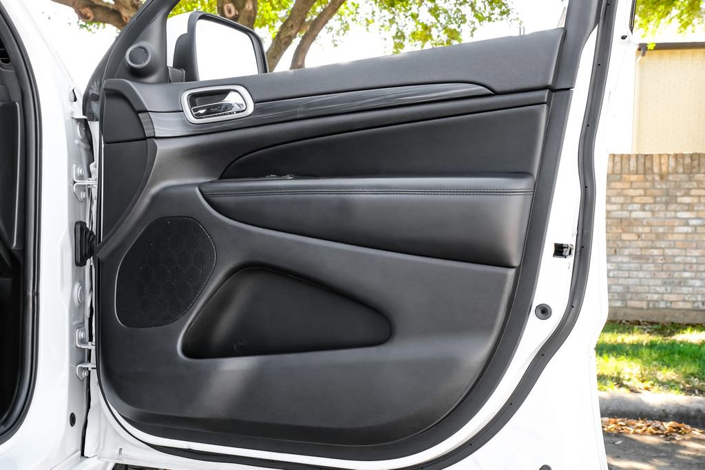 Used 2019 Jeep Grand Cherokee Altitude image 55