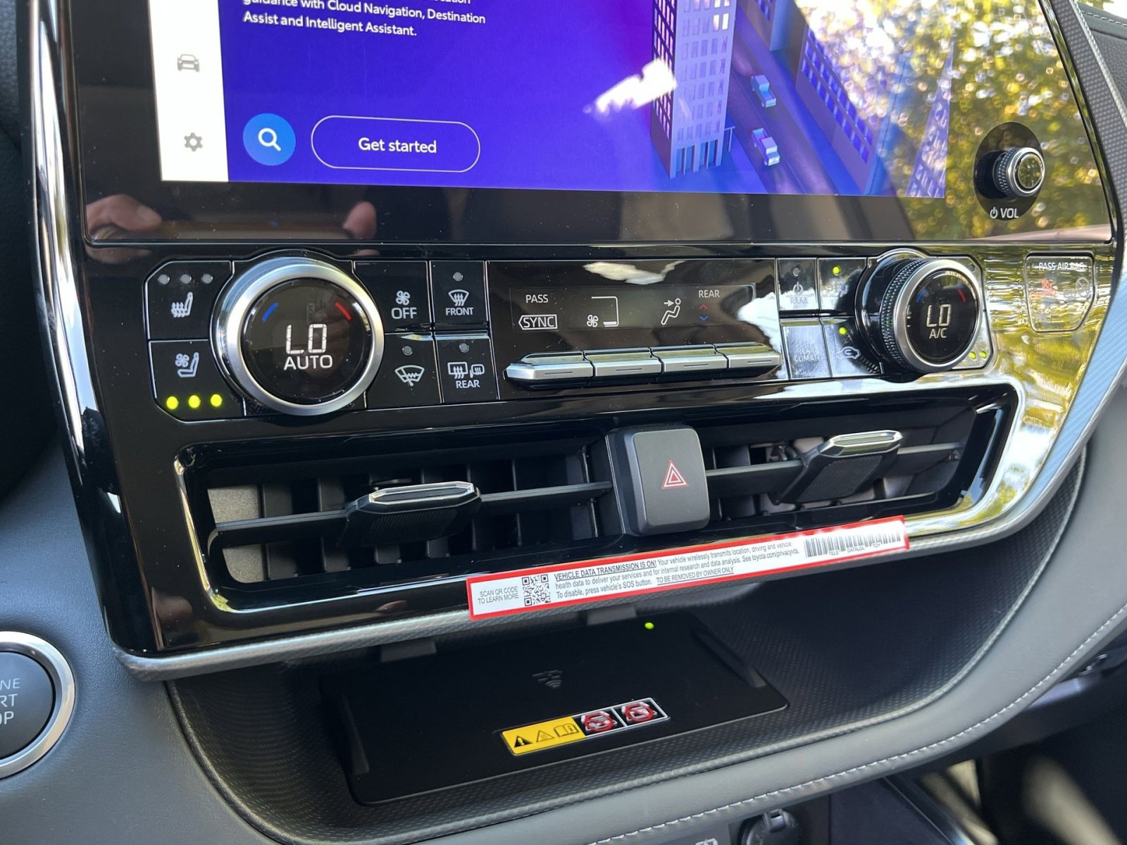 New 2025 Toyota Highlander Platinum image 15